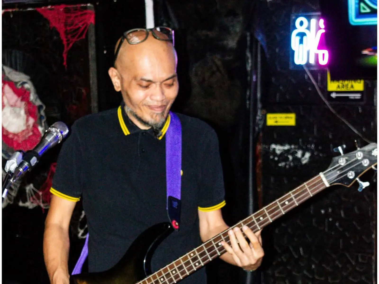 Bassist Prangkis Rivas